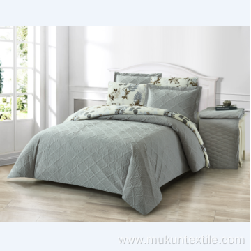 New arrival beautiful wholesalers quilted bedspread